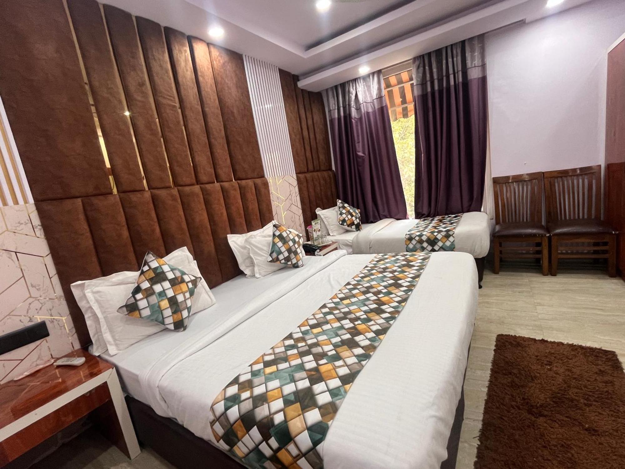 Hotel Embassy Near Rk Ashram Metro Нью-Делі Екстер'єр фото